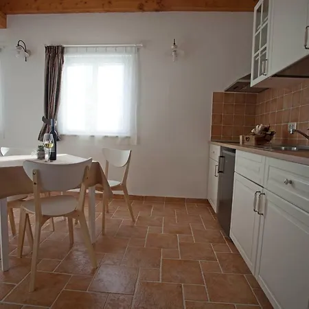 Mama Apartment