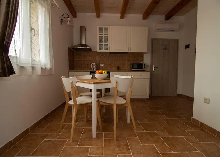 Mama * Rovinjsko Selo